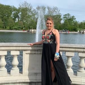 Meet your Posher, Emma